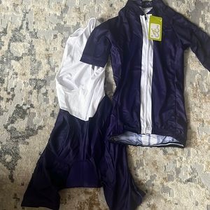 Women’s cycling, bibs and jersey size extra small NWT